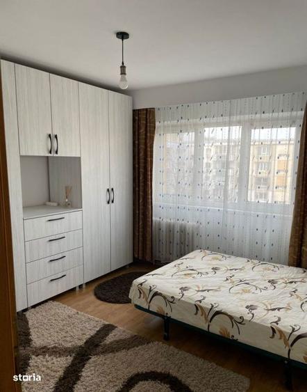 Apartament cu 2 camere, mobilat în Între Lacuri