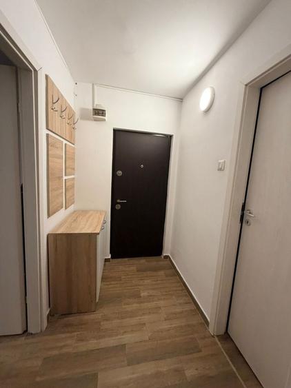 Proprietar inchiriez garsoniera complet mobilata si utilata, str Dealul Tugulea-Lugerului 40mp, - 5