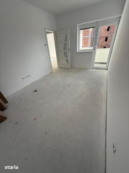 Apartament cu 2 camere decomandat în Sud