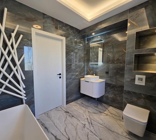 Duplex cu 6 camere cu Canalizare în Nicolae Grigorescu