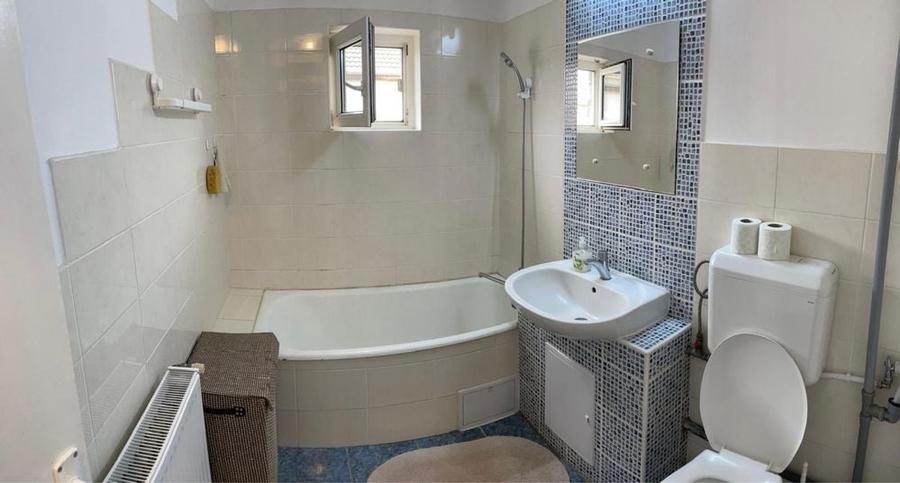 Apartament cu 2 camere semidecomandat în Sud