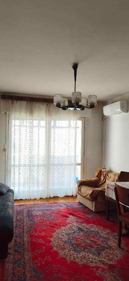 Apartament cu 3 camere decomandat, mobilat în Unirii