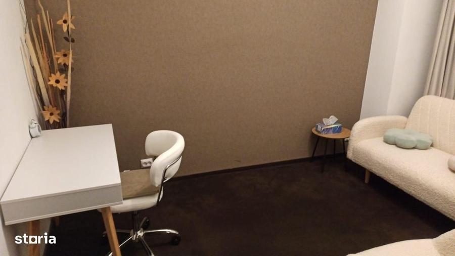 Apartament cu 4 camere în Unirii