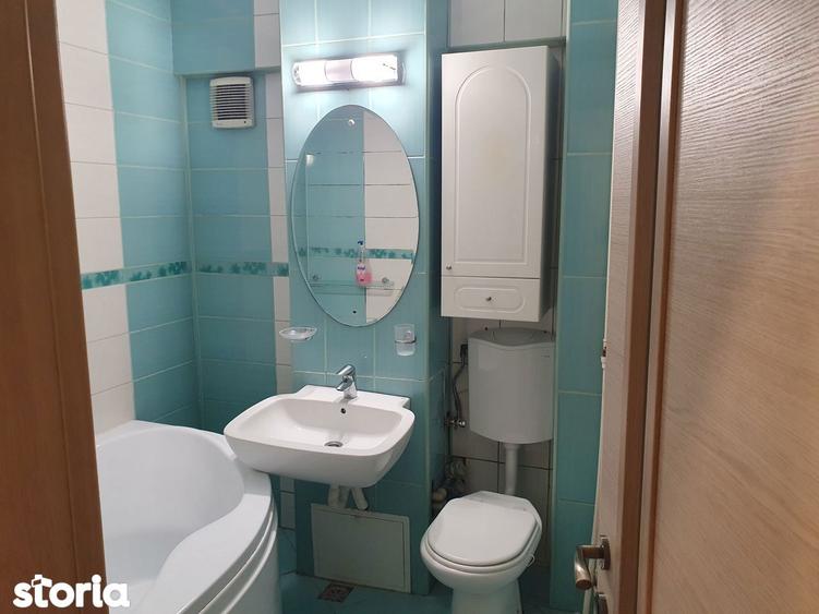 Apartament cu 4 camere semidecomandat, mobilat în Tudor Vladimirescu
