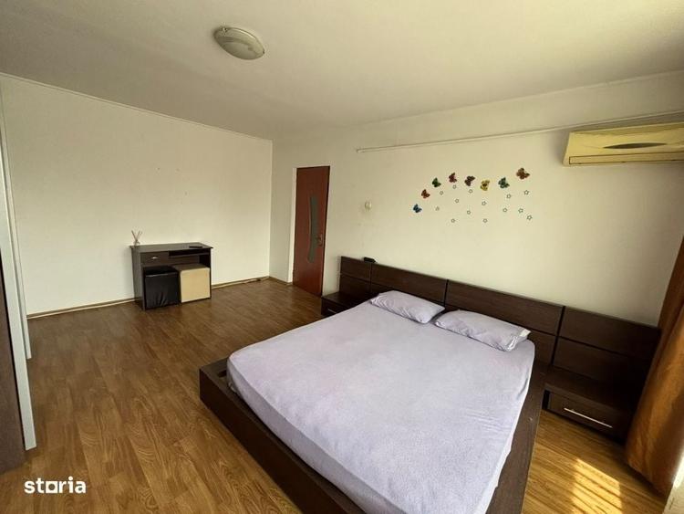 Garsonieră decomandată în Central