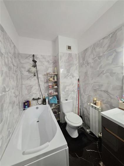 Apartament cu 2 camere decomandat în Tătărași