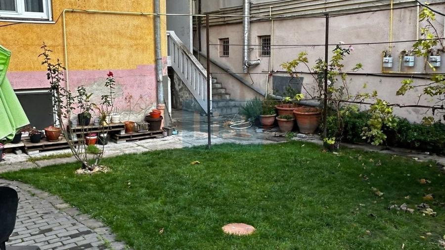 Casă cu 6 camere cu Canalizare în Malul Mureșului