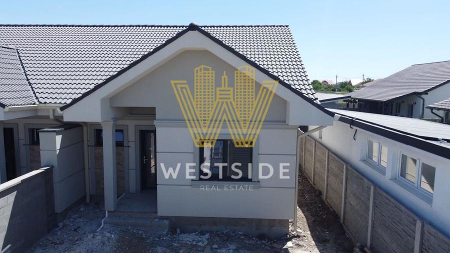 Apartament cu 3 camere decomandat în Moșnița Nouă