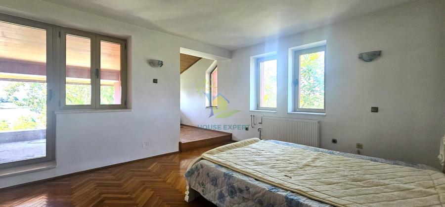 Casă individuală cu 10 camere cu Piscina în Snagov