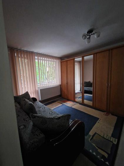 Inchiriez apartament - direct de la proprietar - 1