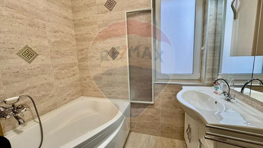 Apartament cu 2 camere semidecomandat, mobilat în Florești