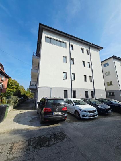 Apartament cu 2 camere semidecomandat în Prelungirea Ghencea