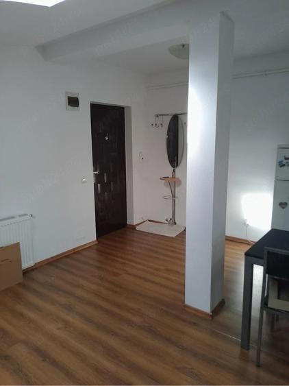 Garsonieră decomandată în Bulgaria