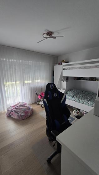 Apartament cu 3 camere decomandat în Dacia