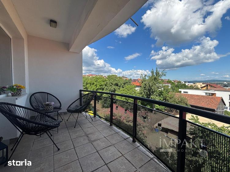 Apartament cu 3 camere în Andrei Mureșanu