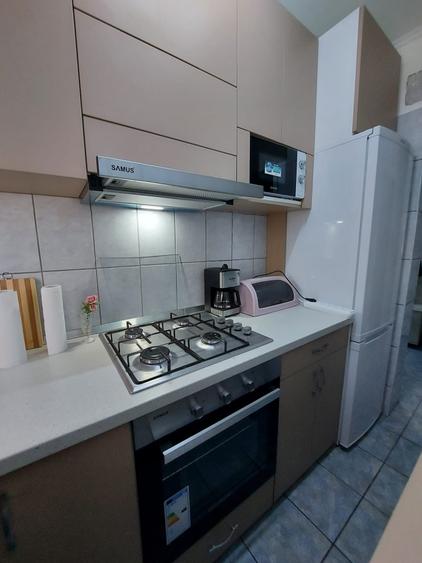 Apartament cu 2 camere semidecomandat, mobilat în Circumvalațiunii