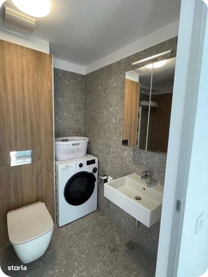 Apartament cu 3 camere decomandat în 13 Septembrie