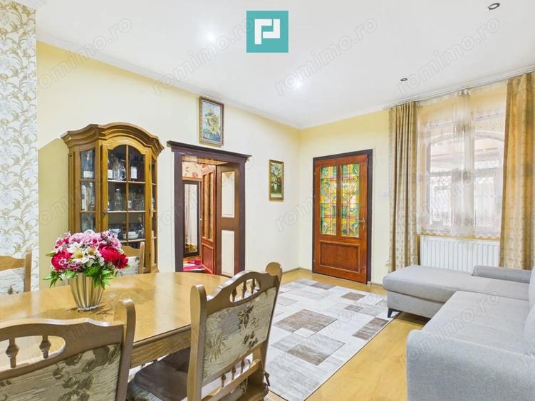 Apartament cu 2 camere nedecomandat în Central