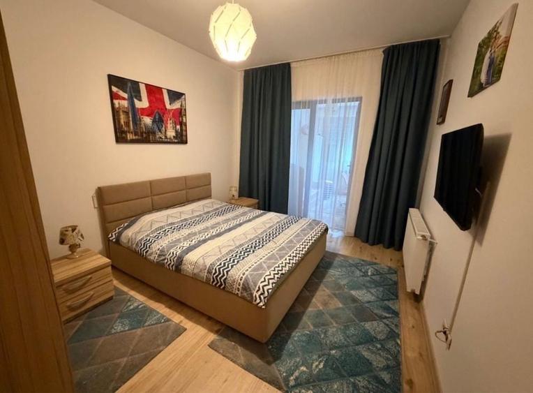 Apartament cu 2 camere semidecomandat în Valea Oltului