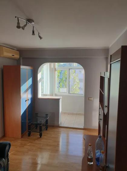 Apartament cu 2 camere nedecomandat, mobilat în Alexandru cel Bun