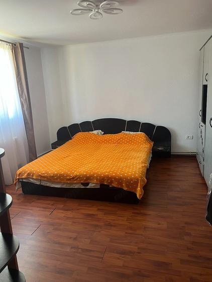 Casă cu Teren 250 Mp în Central