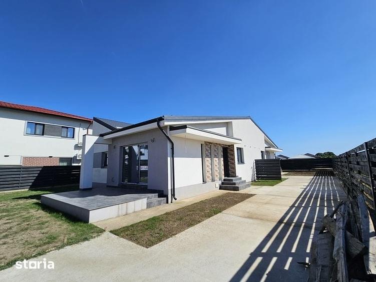 Casă cu 3 camere cu Teren 80 Mp în Tunari