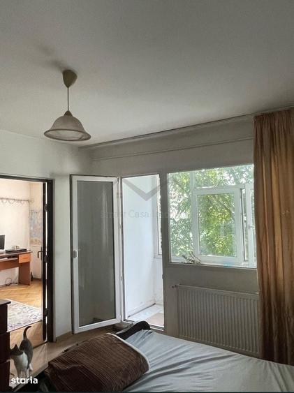 Apartament cu 2 camere semidecomandat în Podu Roș