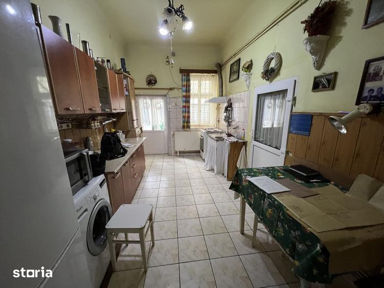 Casă cu 2 camere decomandat cu Teren 103 Mp în Ultracentral
