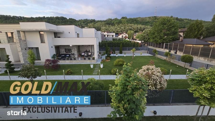 Casă cu 4 camere în Ștefănești