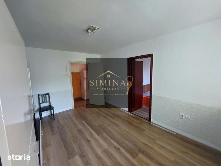 Apartament cu 2 camere decomandat în Rovinari