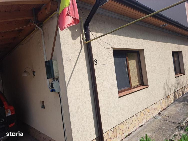 Casă cu 4 camere cu Teren 475 Mp în Cantemir