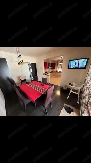 Casă cu 6 camere cu Teren 300 Mp în Central