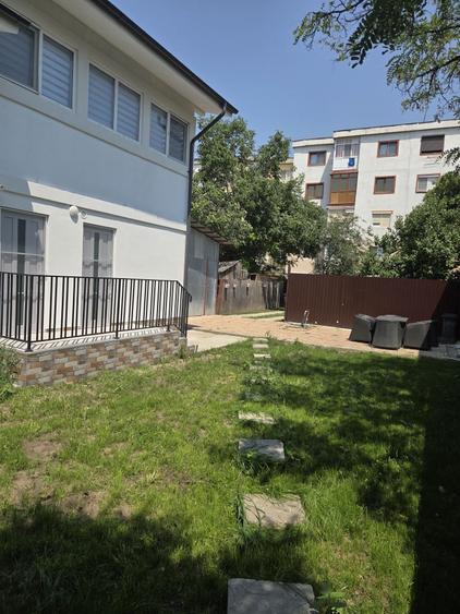 Apartament cu 2 camere decomandat în Lacu