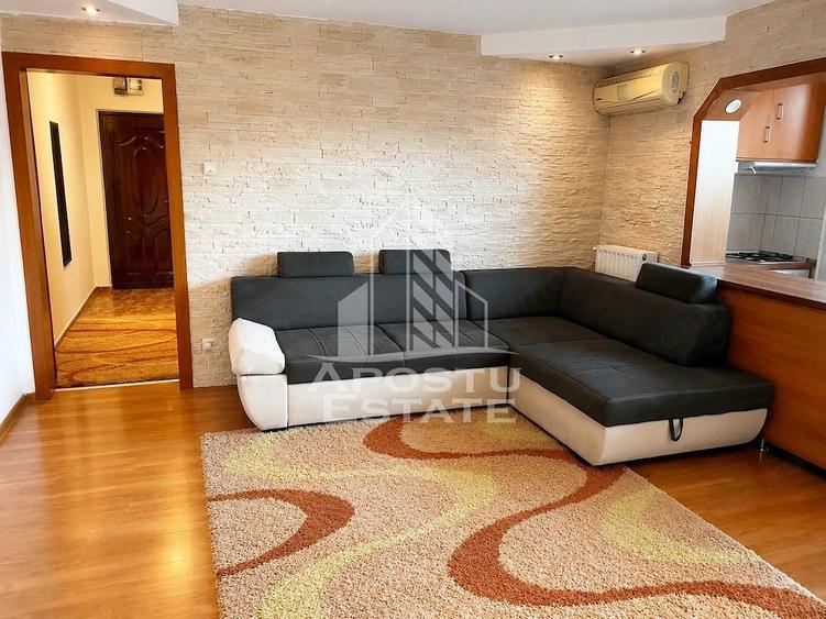 Apartament cu 2 camere semidecomandat în UMT