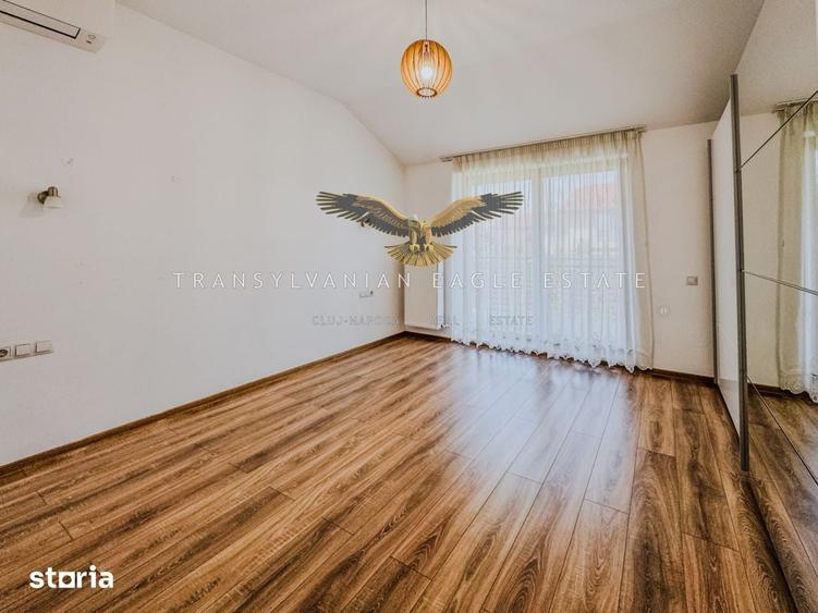 Casă cu 5 camere cu Teren 530 Mp în Gheorgheni