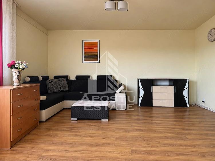 Apartament cu 2 camere decomandat în Micălaca