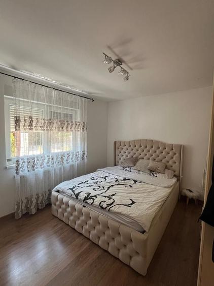 Casă cu 2 camere cu Teren 300 Mp în Central