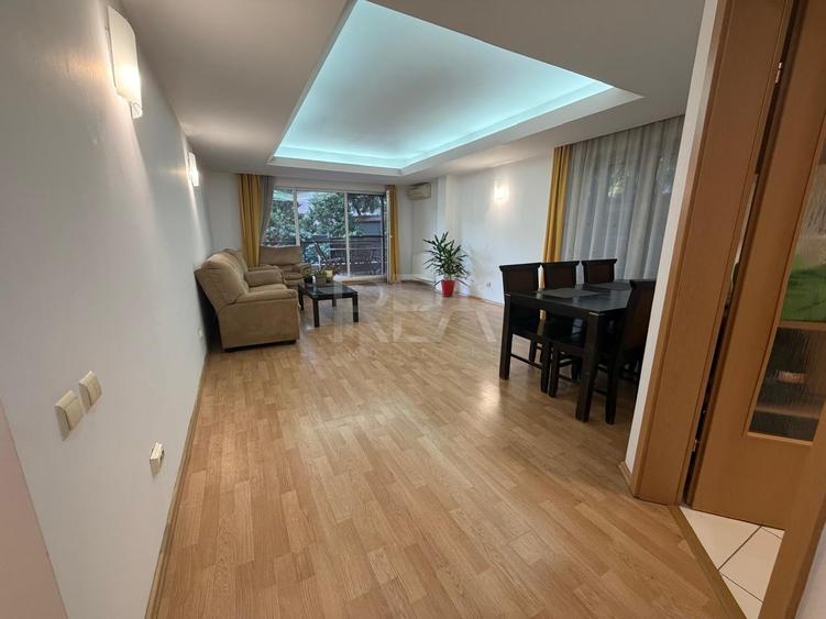 Apartament cu 3 camere decomandat în Herăstrău