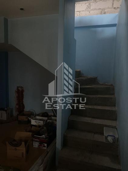 Casă individuală cu 5 camere cu Canalizare în Fabric