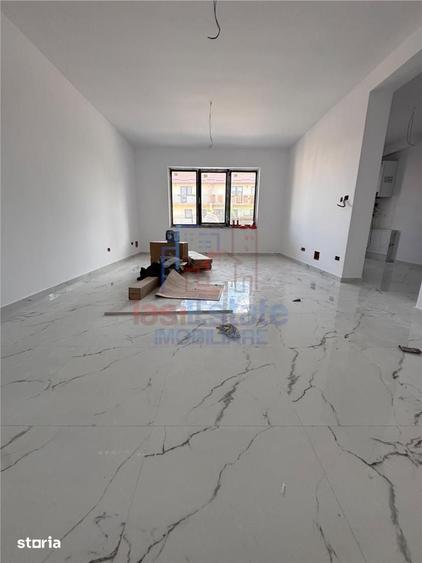 Apartament cu 4 camere în Miroslava