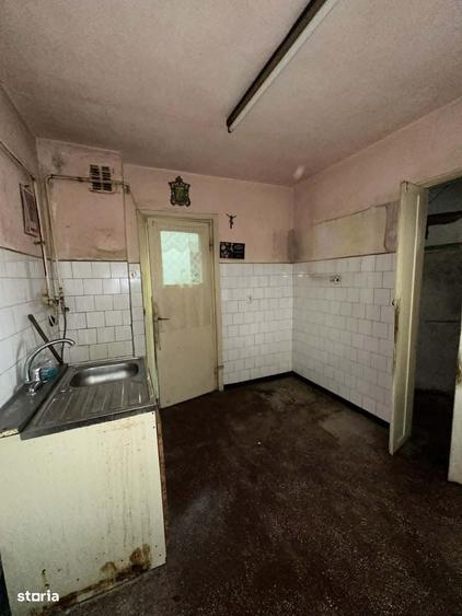 Apartament cu 2 camere semidecomandat în Micro 16