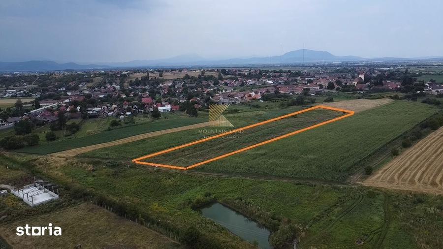 Teren de 20000 mp, în Bod
