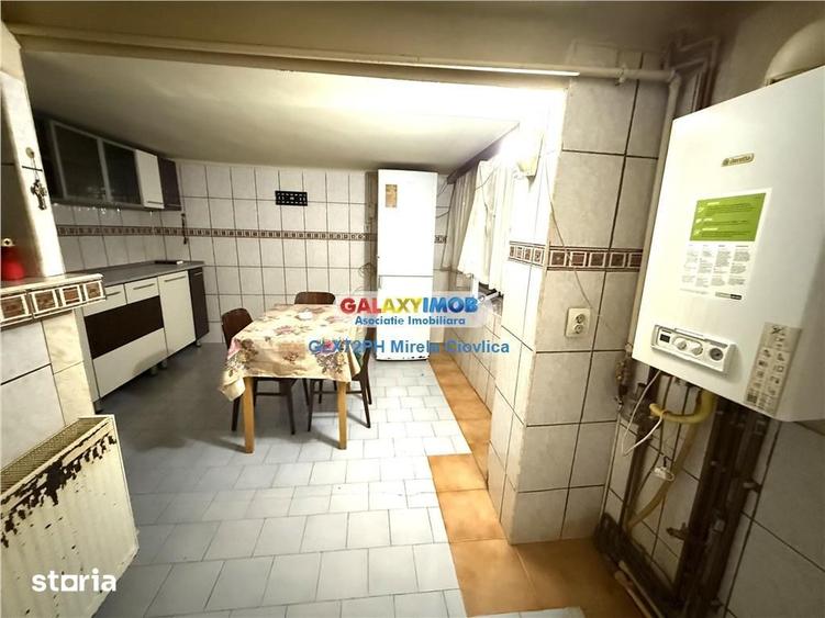 Casă cu 5 camere cu Teren 1307 Mp în Ariceștii Rahtivani