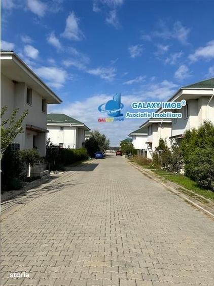 Casă cu 4 camere cu Teren 500 Mp în Săbăreni