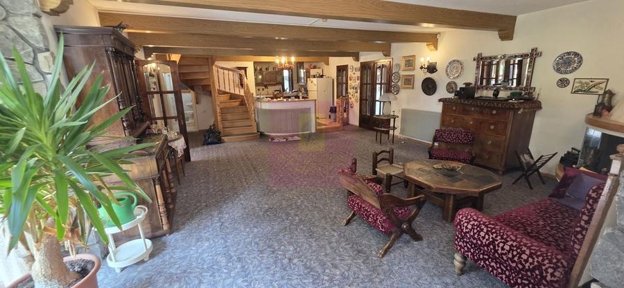 Casă individuală cu 5 camere cu Canalizare în Nord