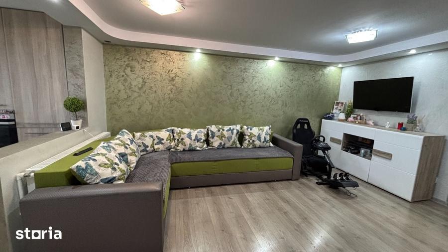 Vand casa spa?ioasa in Some?eni ideala pentru familie sau investi?ie - 7