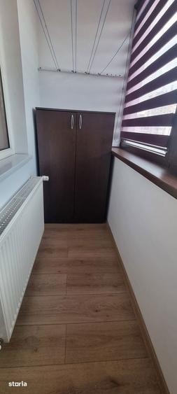 Apartament cu 3 camere decomandat în Casa de Cultură