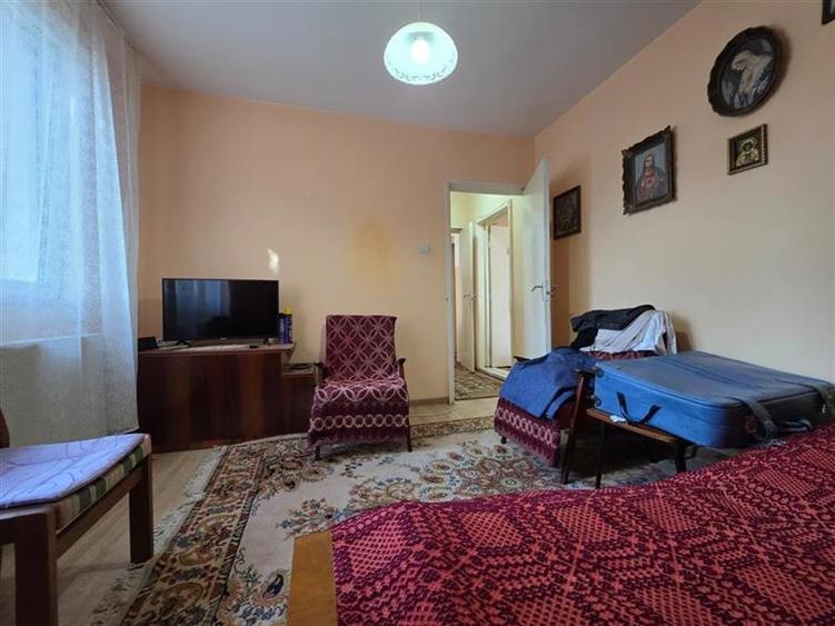 Apartament cu 2 camere circular în 13 Decembrie