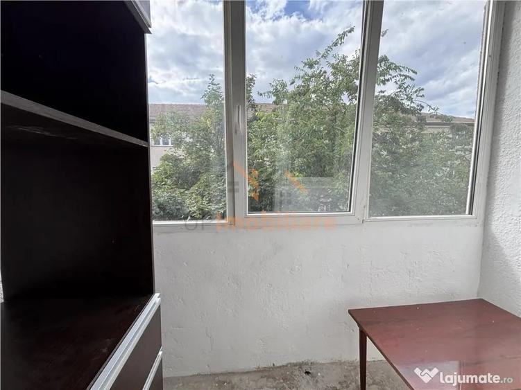 Apartament cu 2 camere semidecomandat în Rogerius