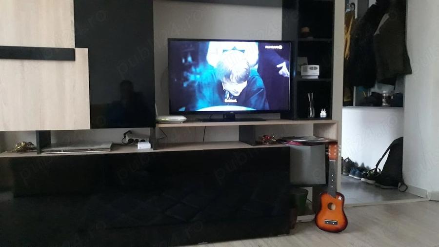 Apartament cu 3 camere semidecomandat în Hipodrom 3